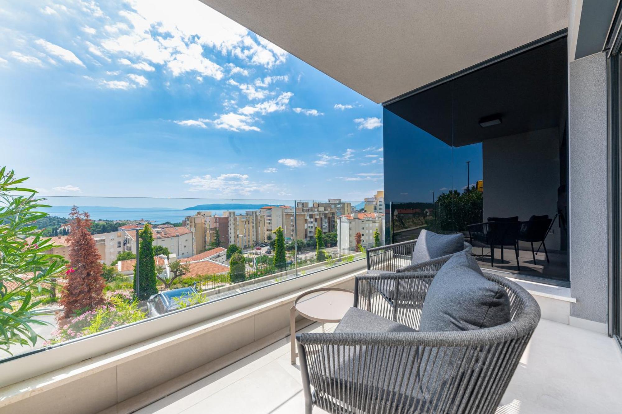 Luxury Adria Sea City & Mountain View Apartment Makarska Exterior photo