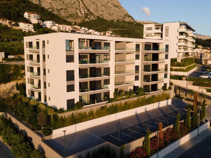 Luxury Adria Sea City & Mountain View Apartment Makarska Exterior photo